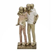 Escultura Família Casal Com Filho e Filha
