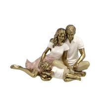 Escultura Familia Casal Com Filho Menino Em Resina