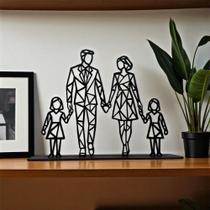 Escultura Família Casal e Duas Filhas MDF Preto 20x23cm Escultura Família Casal e Duas Filhas MDF Preto 20x23cm