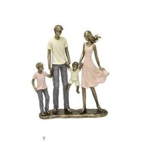Escultura Família Decorativa em Resina Dourada Mãe, Pai, Filho e Bebê - Mabruk