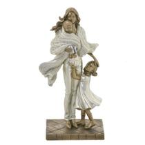 Escultura Família Mãe e casal de filhos Pérola Gold Escultura Família Mãe e casal de filhos Pérola Gold