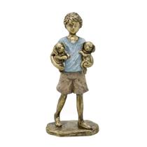 Escultura FamÌlia Menino com cachorros Gold Escultura FamÌlia Menino com cachorros Gold