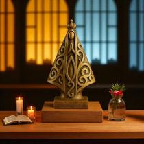 Escultura "Luz do Sagrado Mistério" - Figura Abstrata que retrata nossa senhora de aparecida Escultura "Luz do Sagrado Mistério" - Figura Abstrata que retrata nossa senhora de aparecida