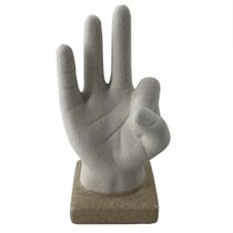 Escultura mão decorativa de ceramica branca com base
