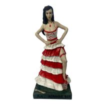 Escultura Maria Navalha Com Saia Vermelha 15 cm Resina
