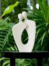 Escultura Minimalista Casal Moderno para Sala, Quarto, Escritório e Casa, ideal para Decoração Sofis