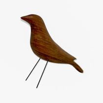 Escultura passaro madeira c/pe de ferro g