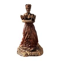 Escultura Xangô com Machado Duplo Marrom Vintage Resina 11cm Escultura Xangô com Machado Duplo Marrom Vintage Resina 11cm