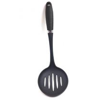 Escumadeira De Cozinha Lisa em Polietileno com 32cm Preto