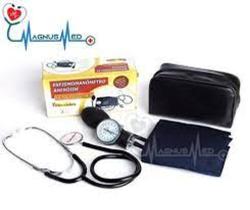 Esfigmomanometro com esteto ( aparelho de pressão) Esfigmomanometro com esteto ( aparelho de pressão)