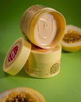 Esfoliante Corporal e Facial MiaMake Maracujá Pele Macia, Renovada e com Aroma Tropical 100g