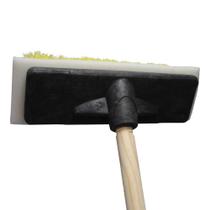 Esfregão com Espuma 28cm e Cabo Cru Grosso