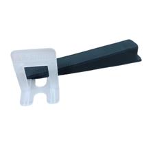 Espaçador Nivelador Porcelanato Piso Cerâmica 1,5mm Slim 1000 un + 100 Cunha Caixa Espaçador Nivelador Porcelanato Piso Cerâmica 1,5mm Slim 1000 un + 100 Cunha Caixa