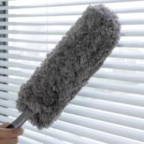 Espanador de Micrifibra com Cabo Emborrachado 45 cm