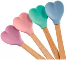Espátulas Silicone Formato Coração E Cabo De Madeira