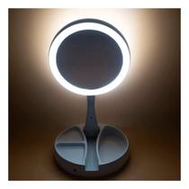 Espelho de Maquiagem Dobrável com LED 360º - Ampliação 10x