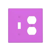 Espelho de parede 2 módulos com 1 abertura para interruptor tipo toggle e 1 para tomada duplex, policarbonato roxo Espelho de parede 2 módulos com 1 abertura para interruptor tipo toggle e 1 para tomada duplex, policarbonato roxo