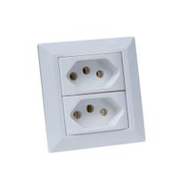 Espelho de Tomada Duplo Chanfrado com 2 Tomadas 20A Branco