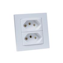 Espelho de Tomada Duplo Reto com 2 Tomadas 10A Branco