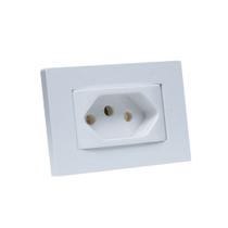 Espelho de Tomada Simples Reto com 1 Tomada 10A Branco