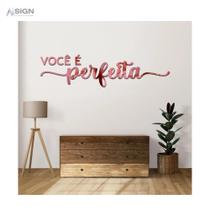 "Espelho Decorativo Frase Você é Perfeita Acrílico Rose Gold" "Espelho Decorativo Frase Você é Perfeita Acrílico Rose Gold"