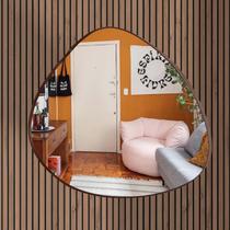 Espelho Decorativo Parede Organico com Moldura em Couro Lapidado Qualidade