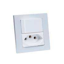 Espelho Duplo Reto 1 Tomada 10A 1 Interruptor