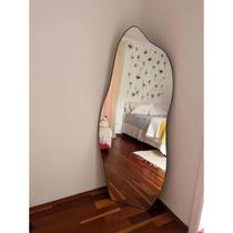 Espelho Grande Orgânico Retrô Corpo Inteiro 170x70cm Borda em Couro Espelho Grande Orgânico Retrô Corpo Inteiro 170x70cm Borda em Couro