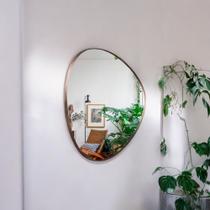 Espelho orgânico com moldura metal Pequeno