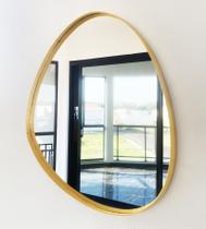 Espelho Orgânico Decorativo com Moldura Dourada em Couro Eco - Belo Papel de Parede