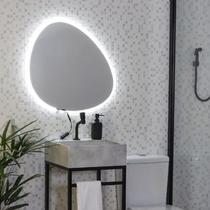 Espelho orgânico decorativo iluminado com led frio 45x80cm