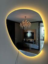 Espelho Orgânico Decorativo Sala 80cm + C/ LED Branco Quente