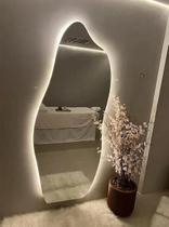 Espelho Orgânico Flame 170x70 E06 com LED Branco Frio 110V 6000K Sofisticação e Clareza Espelho Orgânico Flame 170x70 E06 com LED Branco Frio 110V 6000K Sofisticação e Clareza