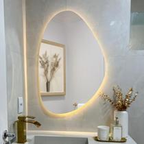 Espelho Orgânico Lapidado com LED 70x45cm com Led À PILHA ou FONTE
