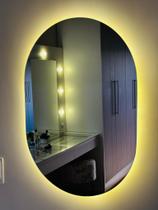 Espelho Orgânico Oval Com Led 50x70cm À Pilha