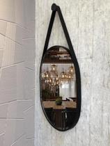 Espelho Oval (60x46) Com Alça Em Couro