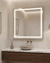 Espelho Quadrado 60x60cm com LED Indireto Touch Screen Branco Frio Espelho Quadrado 60x60cm com LED Indireto Touch Screen Branco Frio