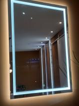 Espelhos de LED