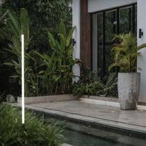 Espeto Led Aluminio Preto 10w 3000k Ip65 Vertical