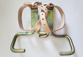 Espora Para Poste Duplo T - Pr 42e