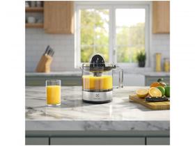 Espremedor de Frutas Electrolux ECP10 Preto e Prata 30W 800ml - 220v