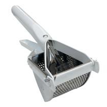 Espremedor de legumes e frutas em aço inox profissional com cabo reforçado Espremedor de legumes e frutas em aço inox profissional com cabo reforçado