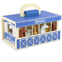 Estábulo de madeira Playset Breyer Horses Farms com 6 cavalos 1:32