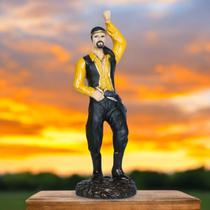 Estátua Cigano 17cm em Resina - Arte de Camasi Guimarães, Símbolo de Força e Liberdade Estátua Cigano 17cm em Resina - Arte de Camasi Guimarães, Símbolo de Força e Liberdade