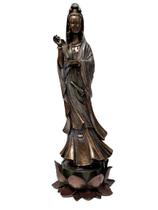 Estátua de Kuan Yin na Flor de Lótus - 38cm