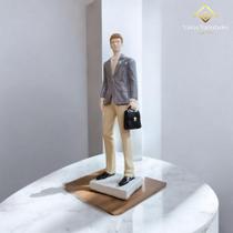 Estátua Decorativa Família Homem Executivo C/ Maleta Profissões Traje Sociais - VÁRIAS VARIEDADES