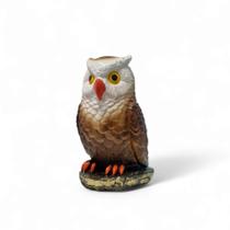 Estátua Enfeite Coruja Espanta Pombo e Passarinho Marrom 25 Cm - VÁRIAS VARIEDADES Estátua Enfeite Coruja Espanta Pombo e Passarinho Marrom 25 Cm - VÁRIAS VARIEDADES