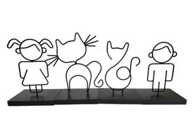 Estátua Estatueta Escultura Metal Decorativa Enfeite Decoração Luxo Moderna Minimalista Base em Madeira