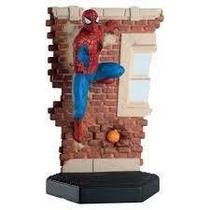 Estátua Marvel Vs. 1:16 Dynamic Statue Spider-Man Eaglemoss