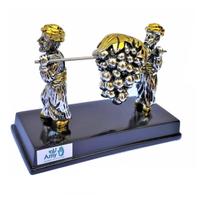 Estatueta Bíblica Os Espiões Folheada Grande - De Israel Estatueta Bíblica Os Espiões Folheada Grande - De Israel